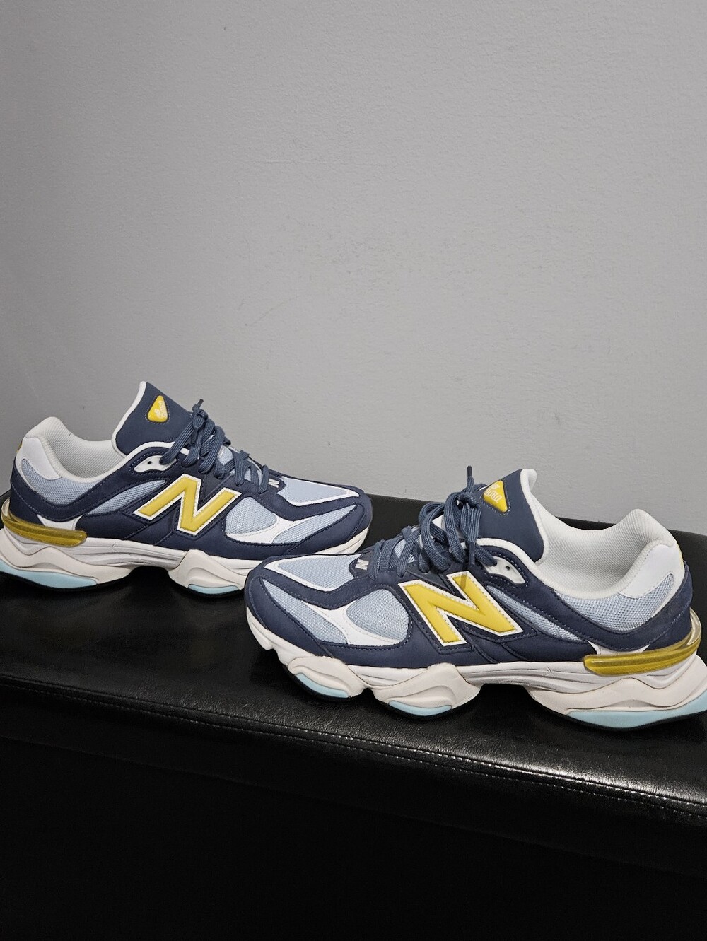 ⏰️1 Day Sale: Mens New Balance 9060 Sneakers - size 13 - Picture 7 of 10